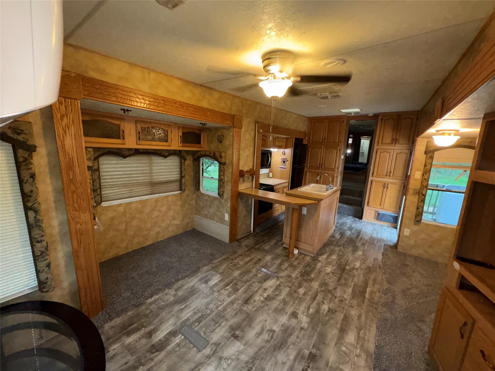 287 Fm-713 Lockhart TX 78644