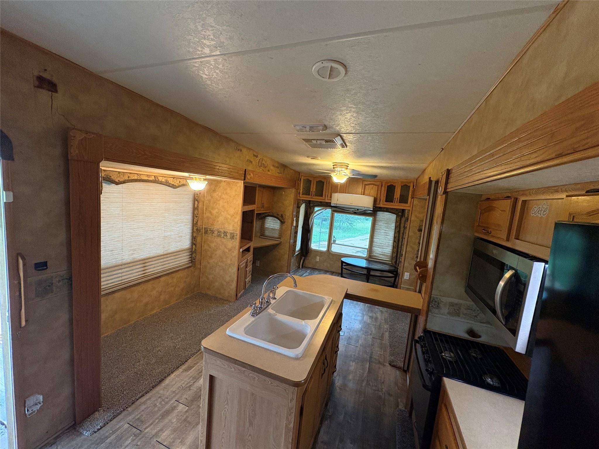 287 Fm-713 Lockhart TX 78644
