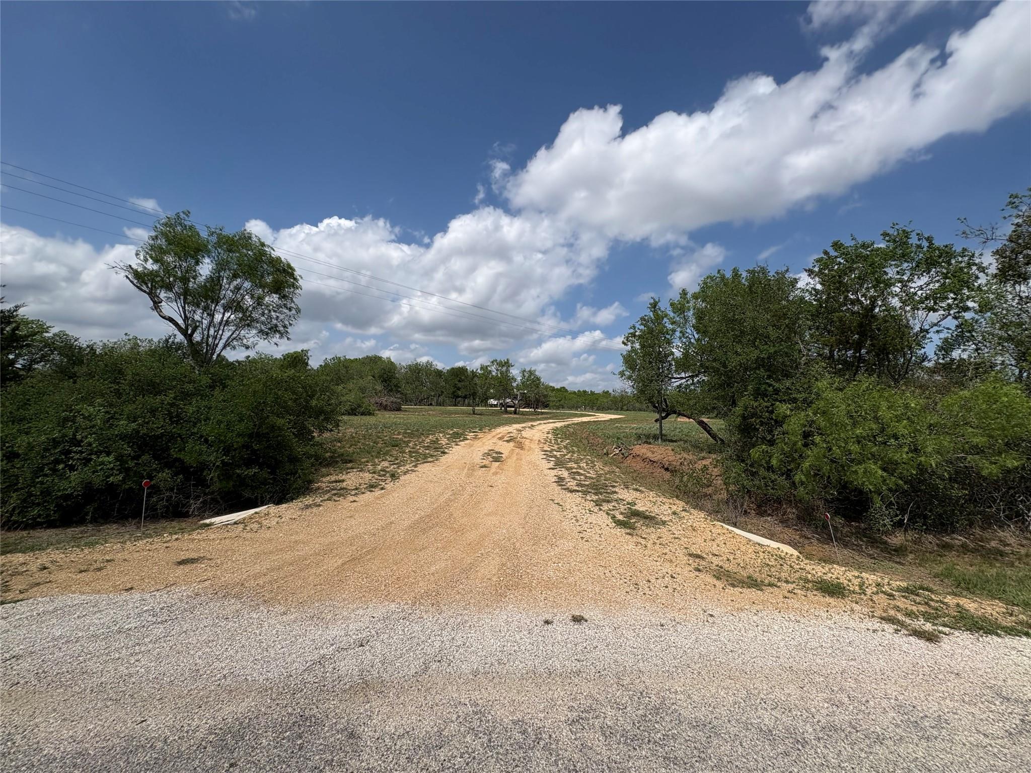 287 Fm-713 Lockhart TX 78644