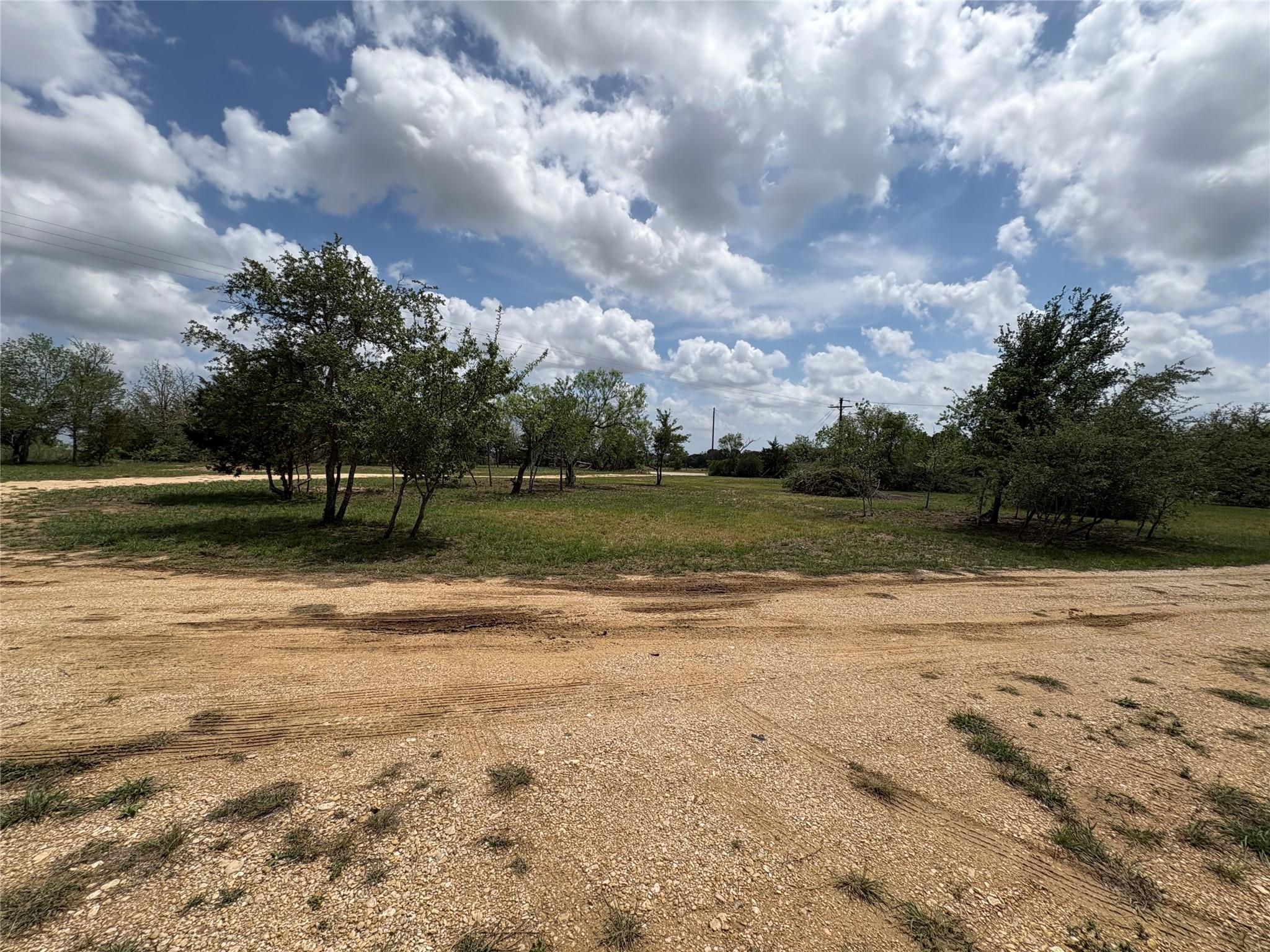 287 Fm-713 Lockhart TX 78644