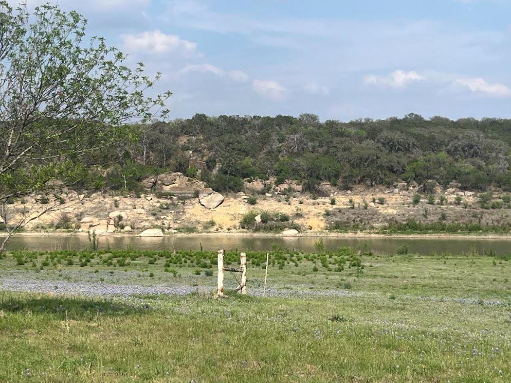 Lot 18 South Cove Spicewood TX 78669