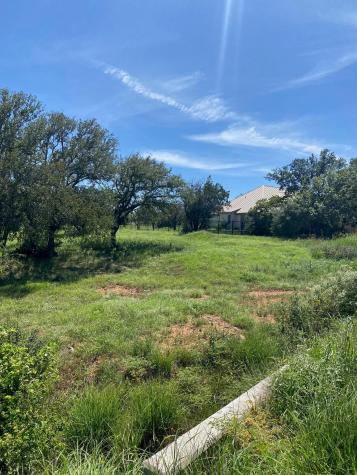 W25065 White Dove / Apache Tears Horseshoe Bay TX 78657