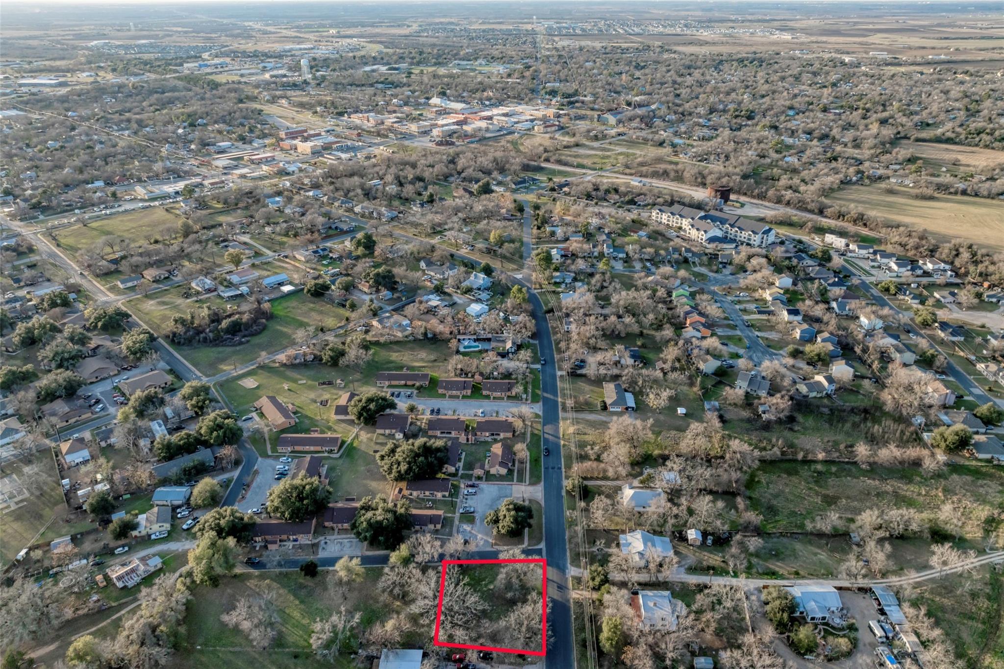Lot 1 E Alamo Street Elgin TX 78621