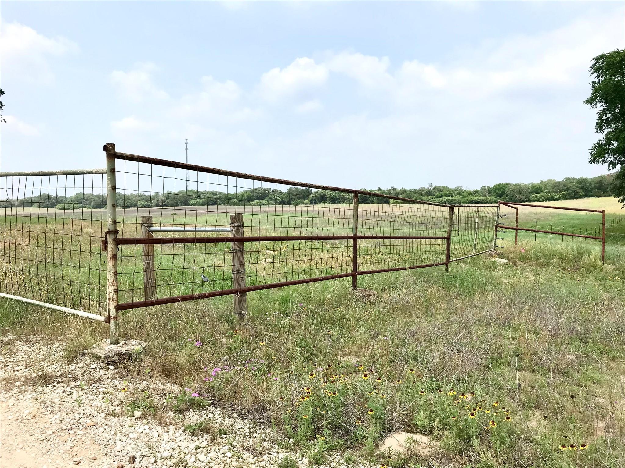 1672 Sayers Road Bastrop TX 78602