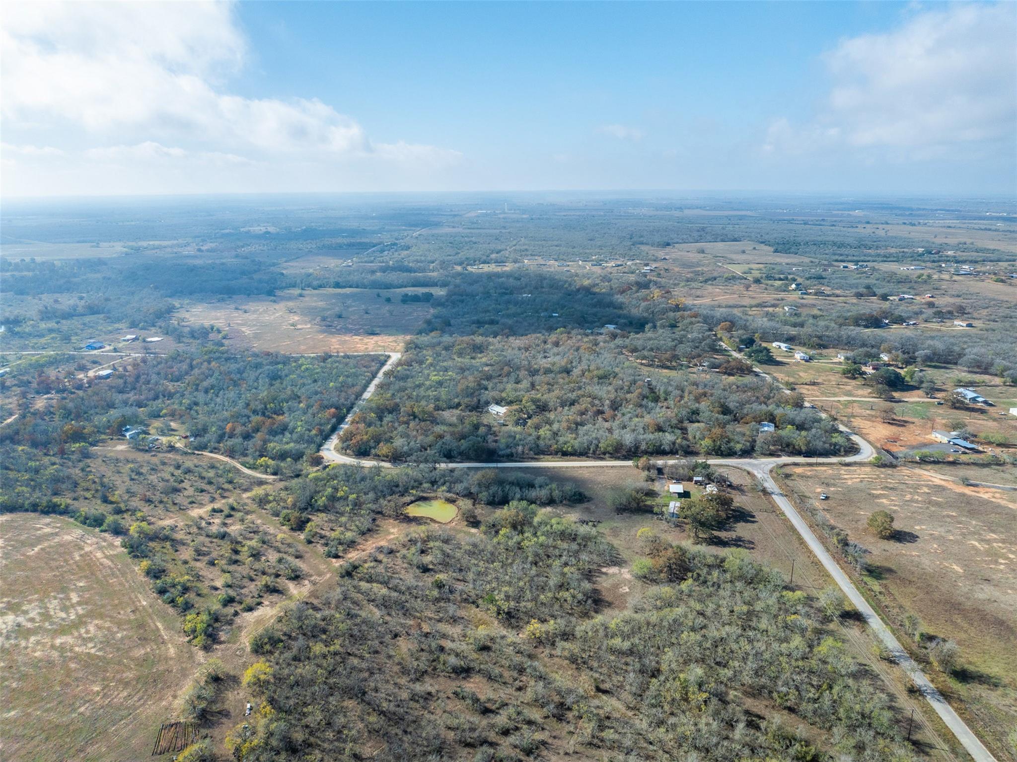 766 Bugtussle Lane Luling TX 78648
