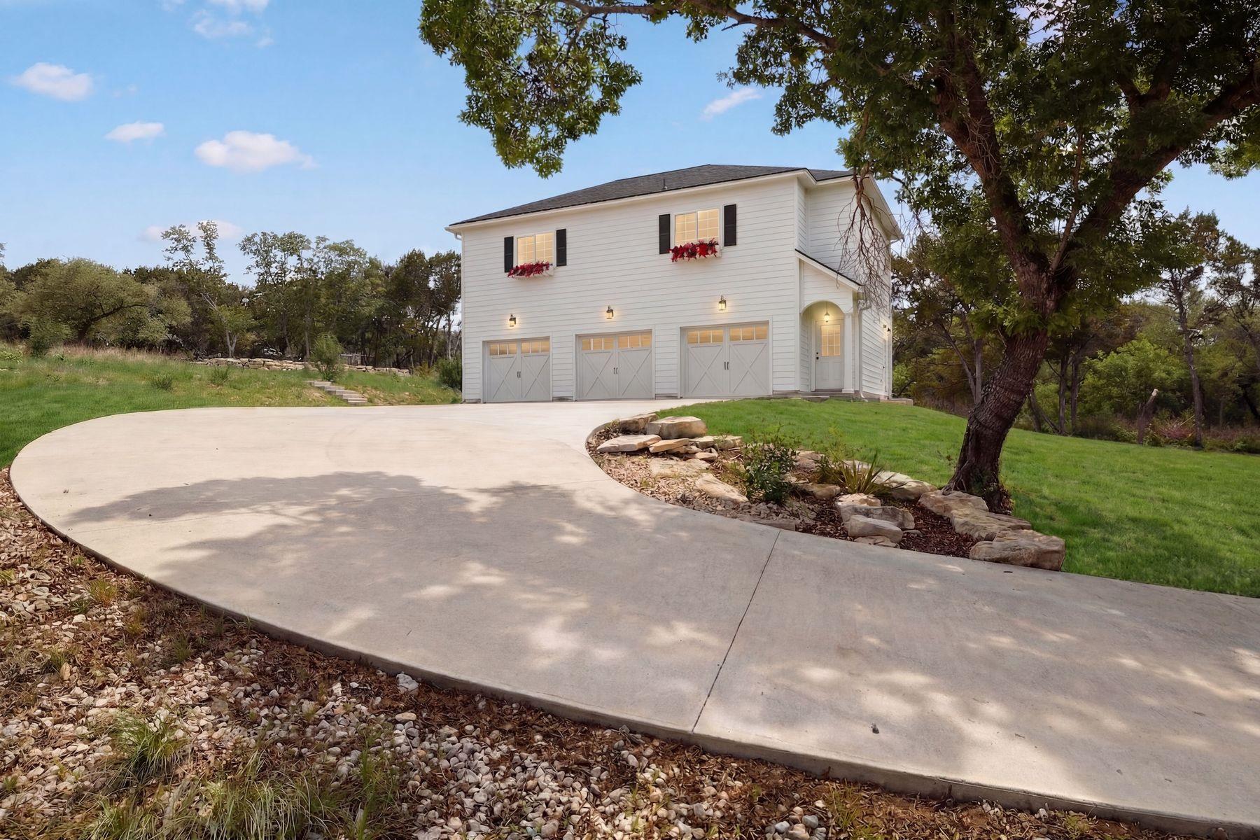 8023 Lakeview Street Volente TX 78641