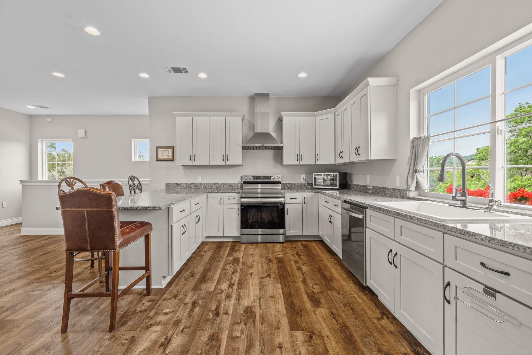 8023 Lakeview Street Volente TX 78641