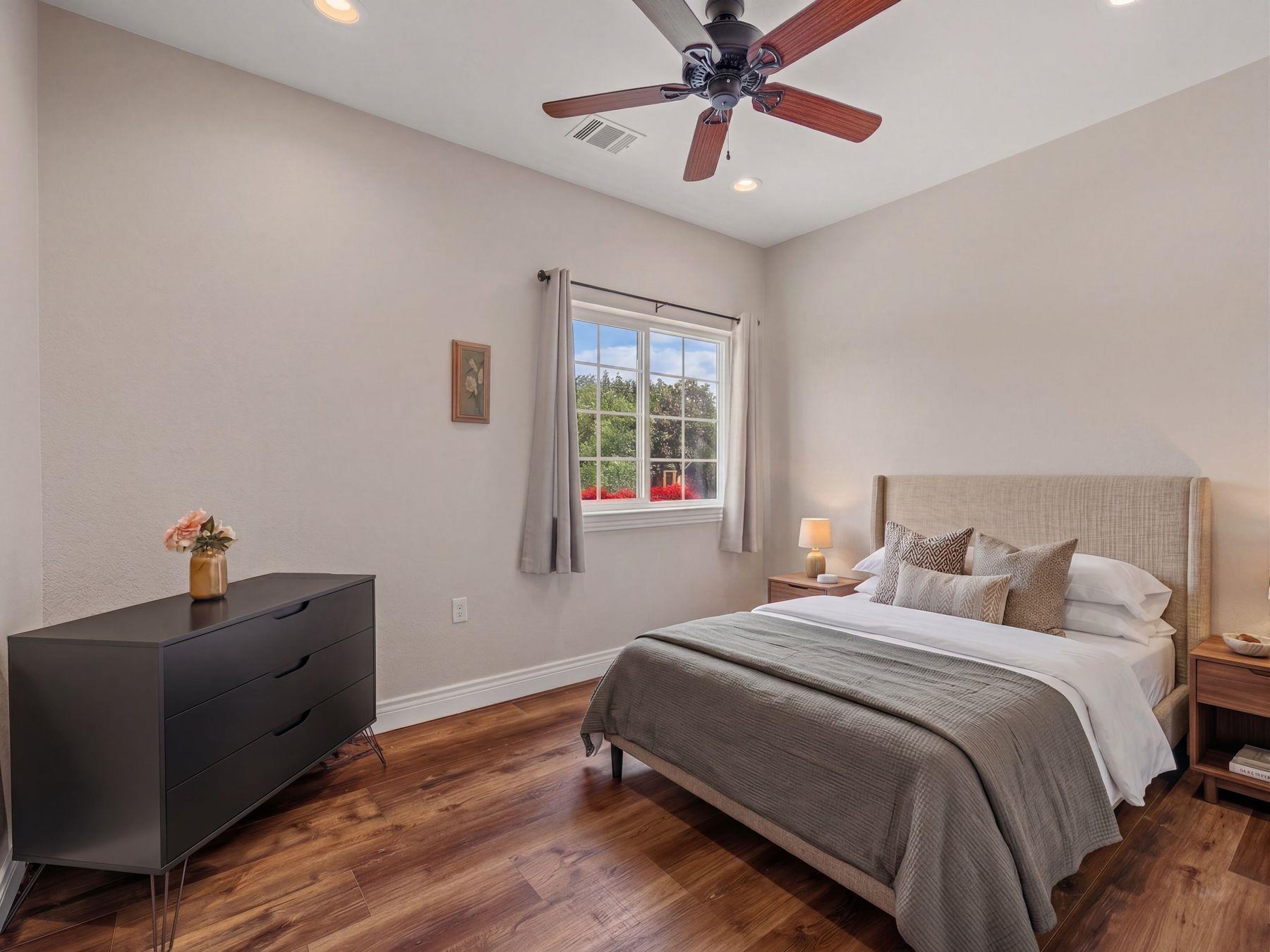 8023 Lakeview Street Volente TX 78641