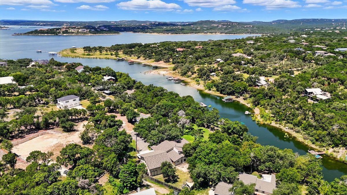 8023 Lakeview Street Volente TX 78641