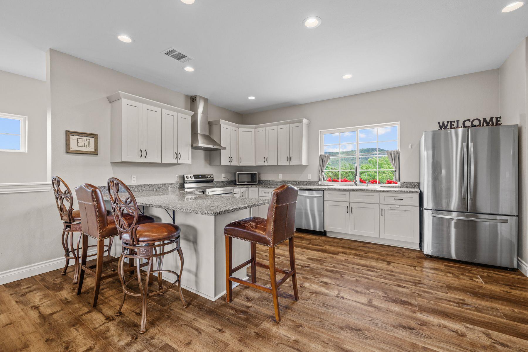 8023 Lakeview Street Volente TX 78641