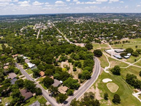 951 Cypress Creek Road Kerrville TX 78028