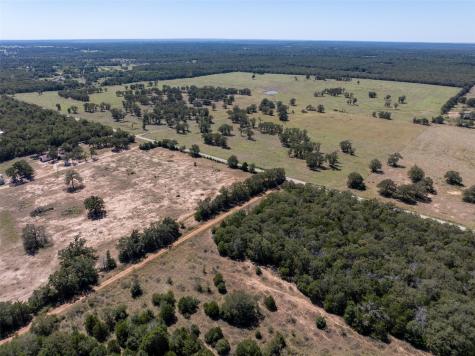 1078 Old Pin Oak Road Paige TX 78659