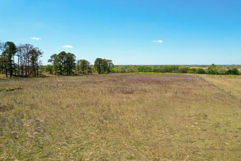 1550 Cattlemens Row Lockhart TX 78644