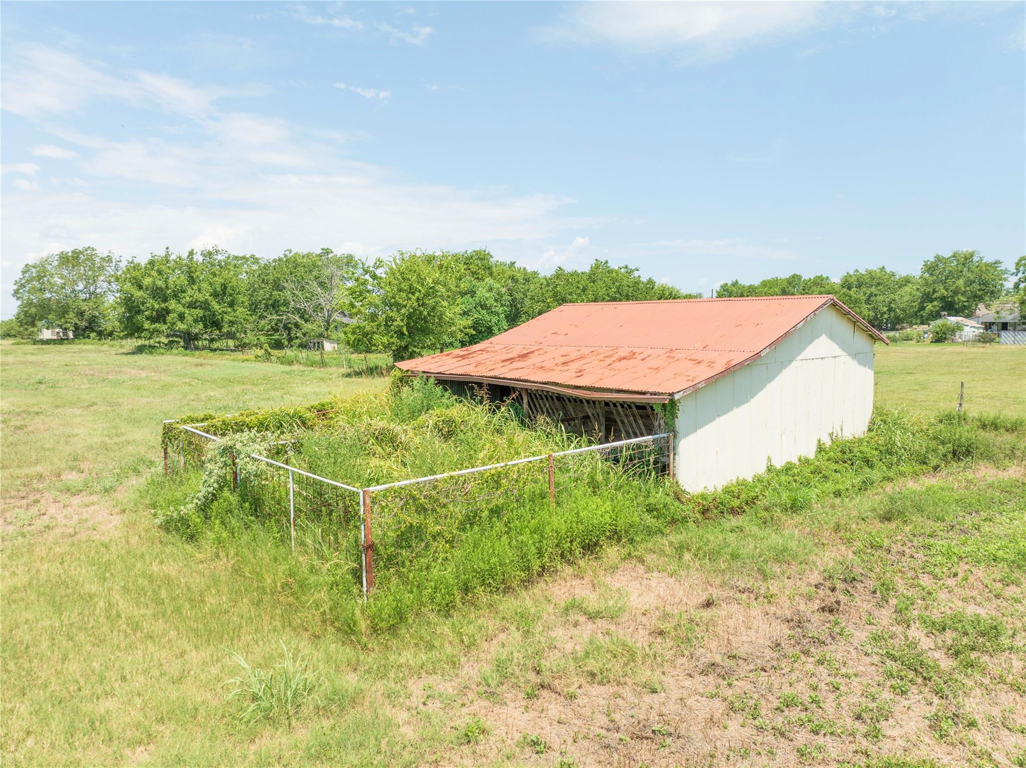 215 Old Highway 90 Loop Schulenburg TX 78956