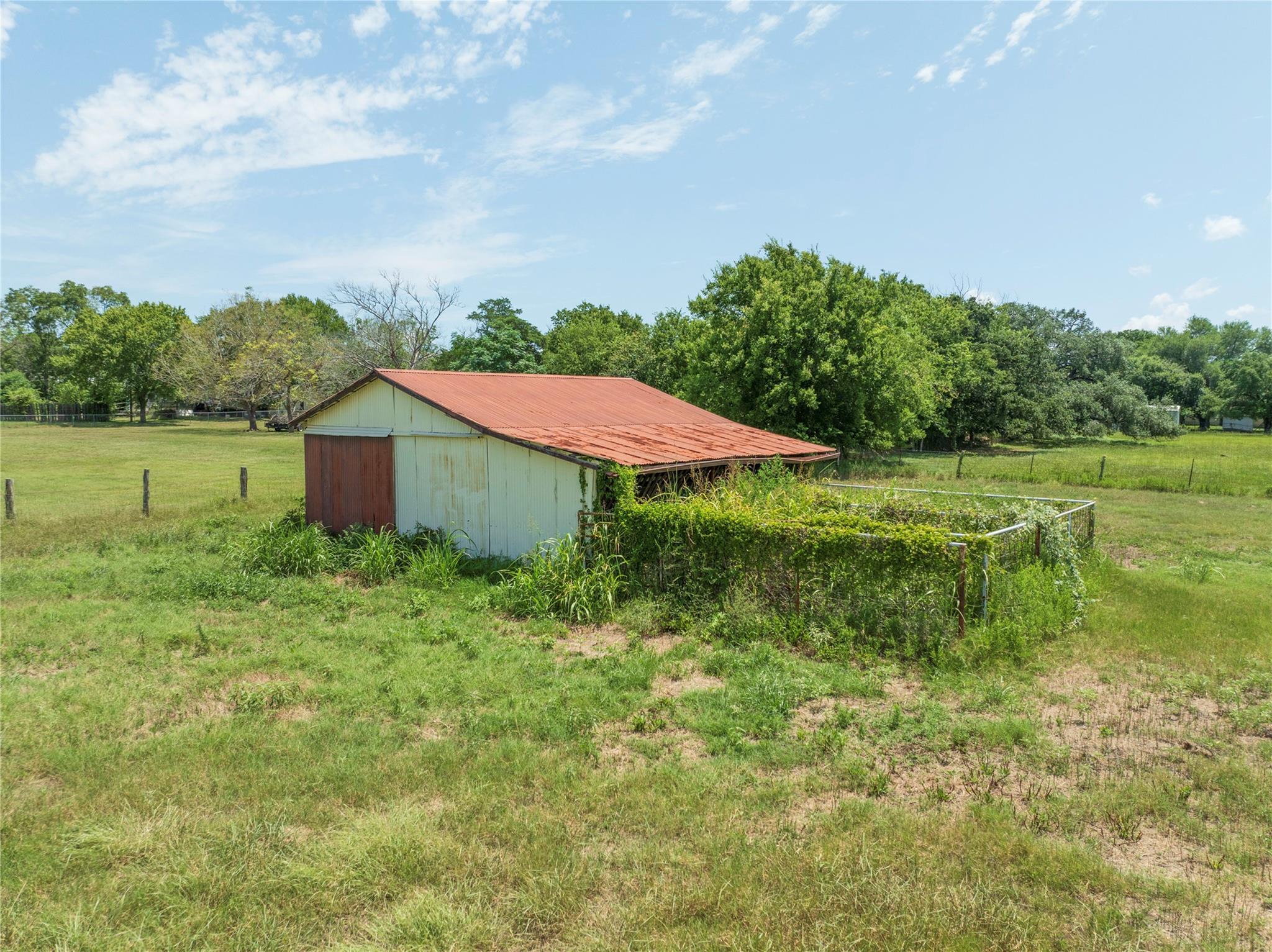 215 Old Highway 90 Loop Schulenburg TX 78956