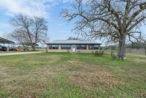 4025 County Road 284 Harwood TX 78632