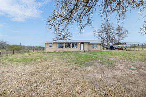 4025 County Road 284 Harwood TX 78632