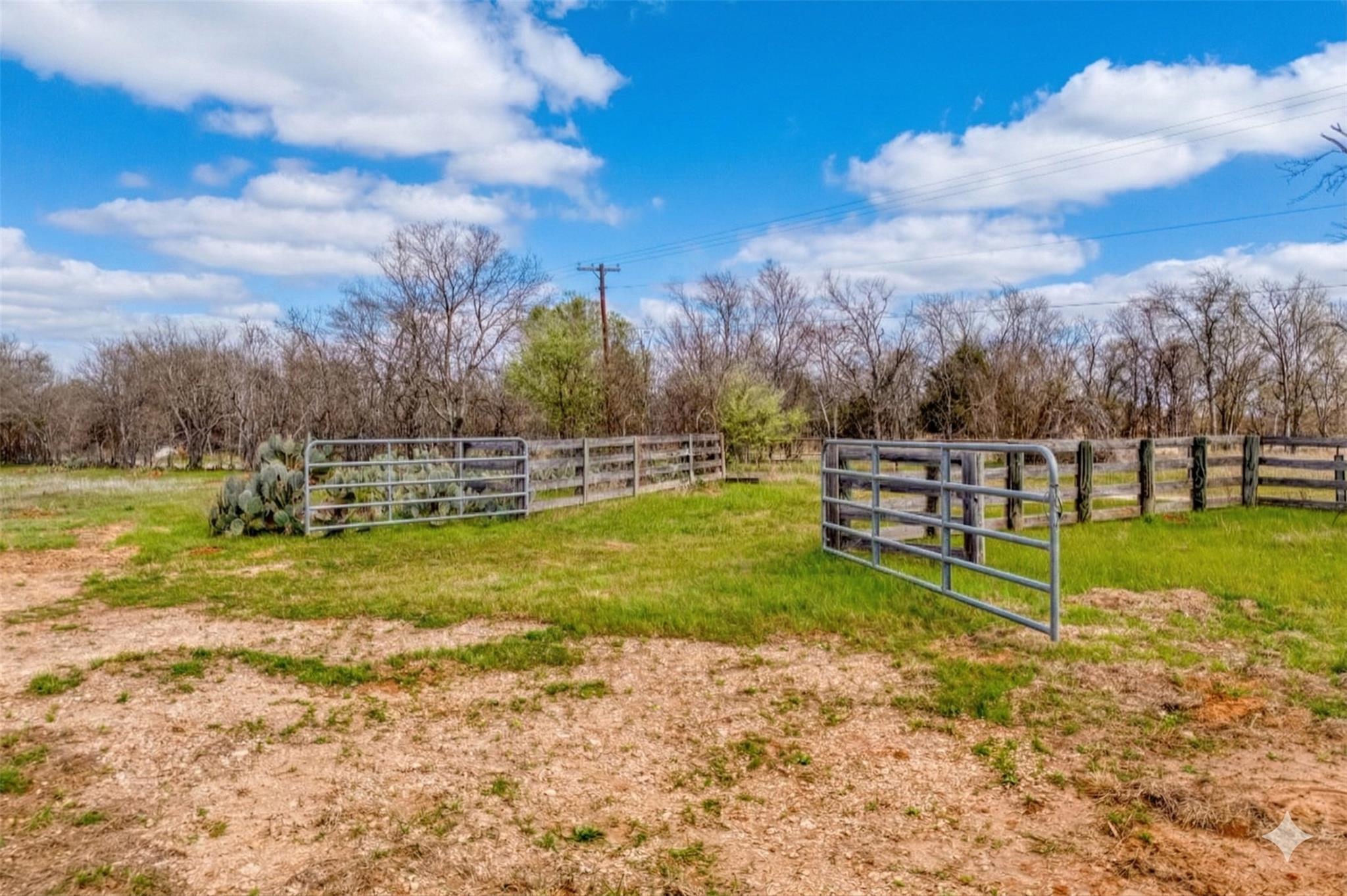 839 Smith Road Rockdale TX 76567