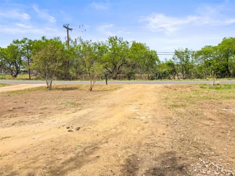 933 County Road 118 Burnet TX 78611