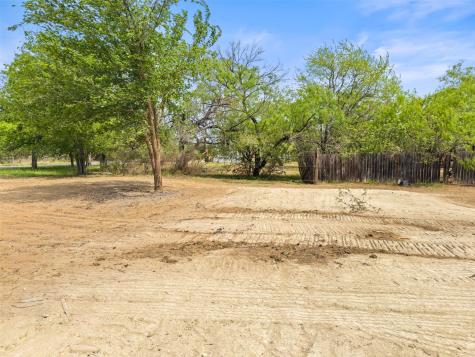 933 County Road 118 Burnet TX 78611