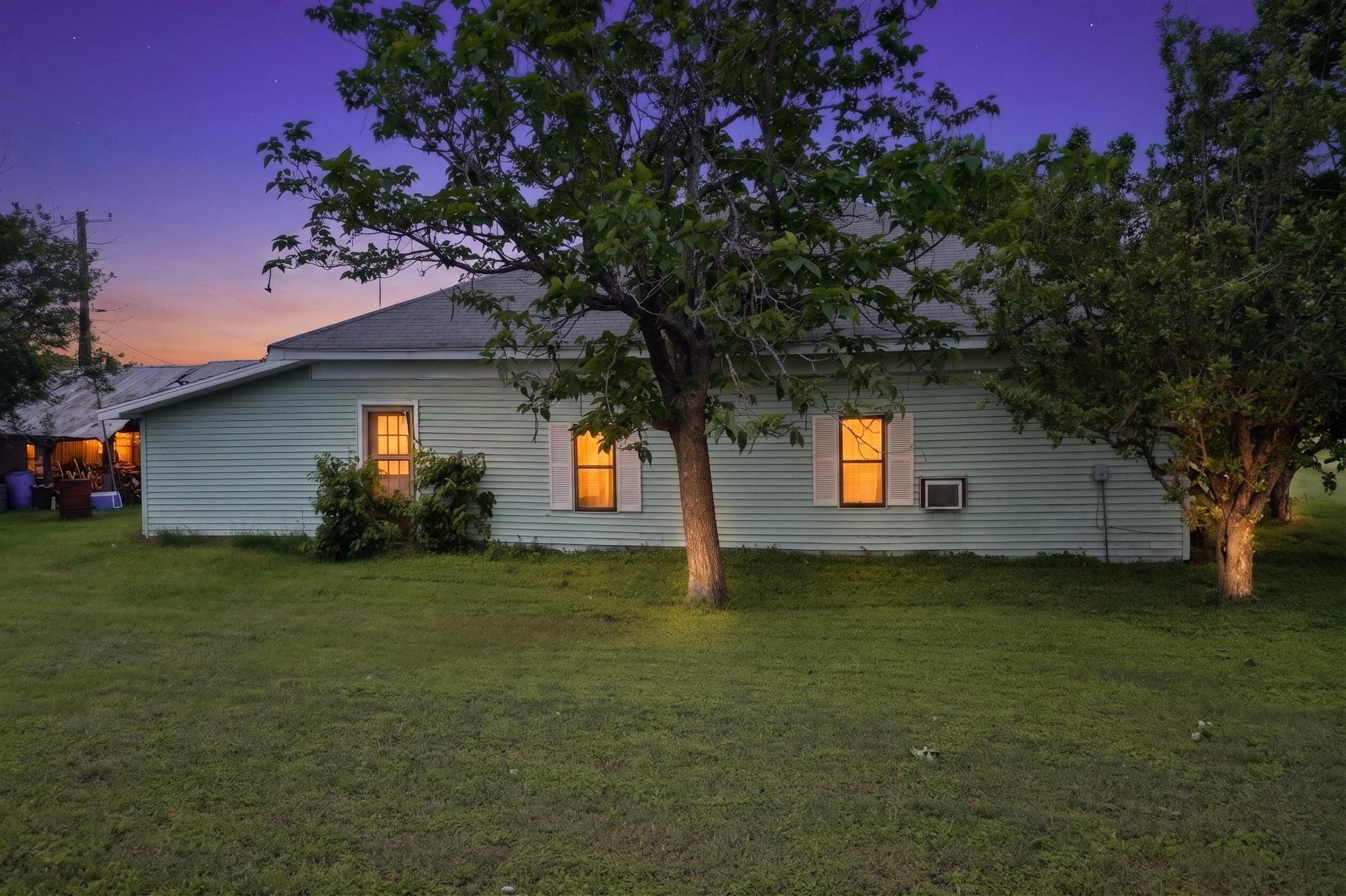 711 E Clark Street Bartlett TX 76511