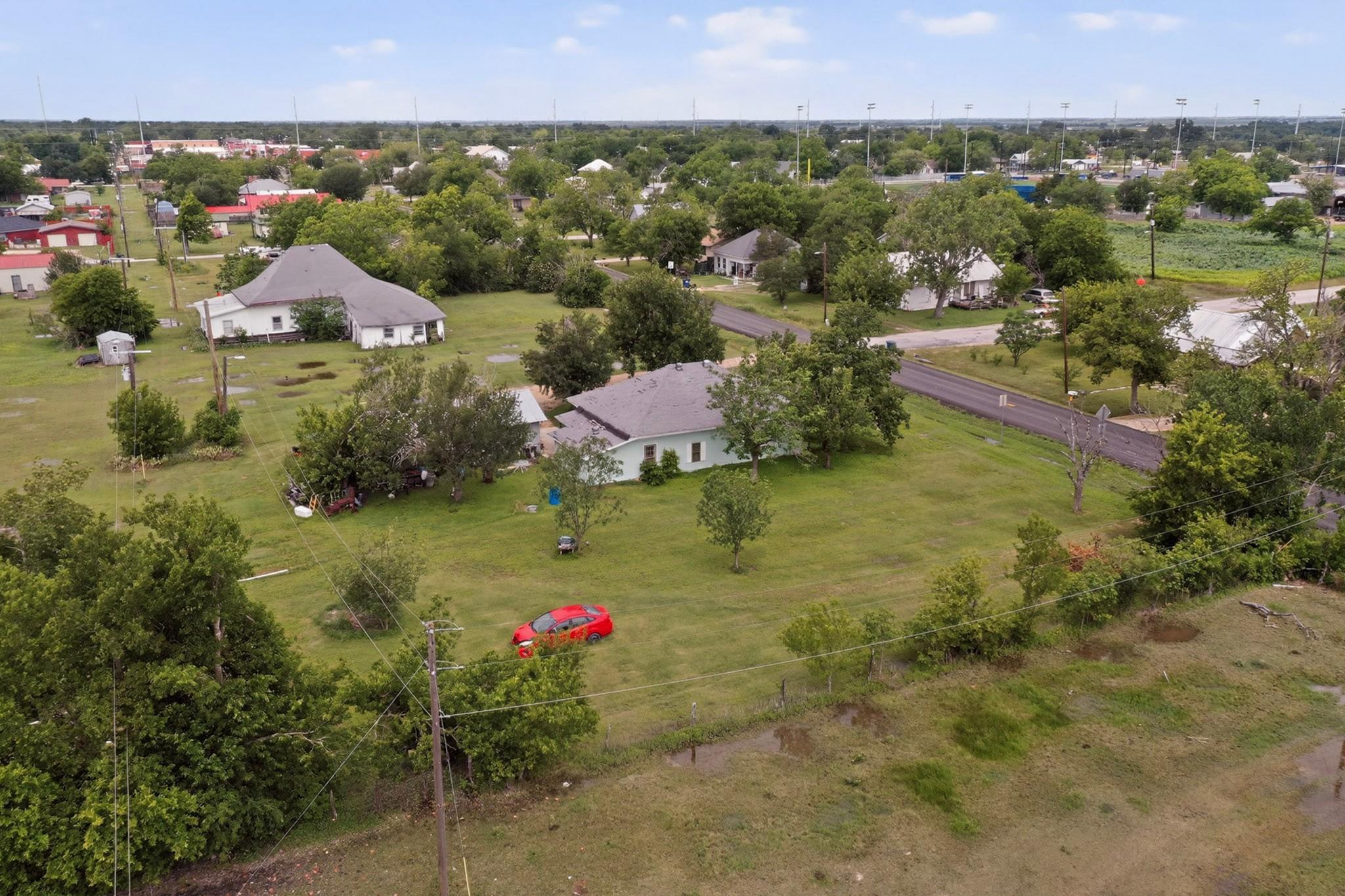 711 E Clark Street Bartlett TX 76511