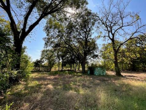 1005 W 8th Street Cameron TX 76520