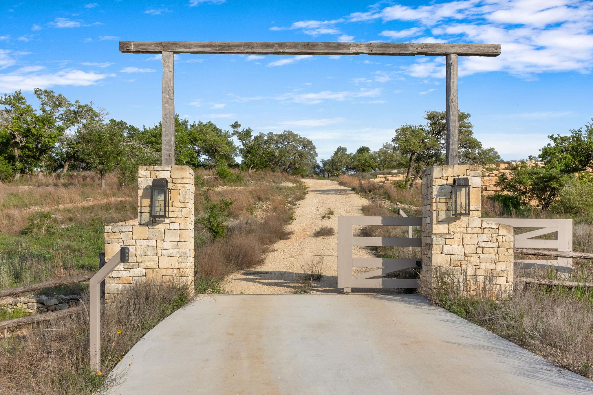 205 Mount Gainor Road Dripping Springs TX 78620
