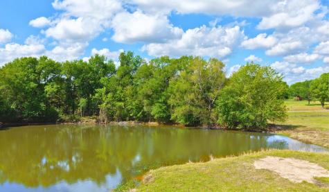 5916 Private Road 2003 (+16.9 Acres) Caldwell TX 77836