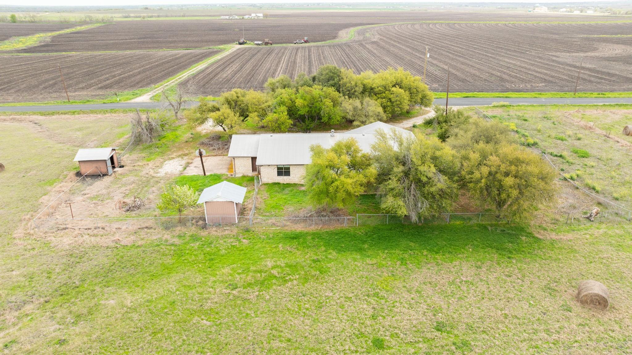 19810 Janak Road Coupland TX 78615