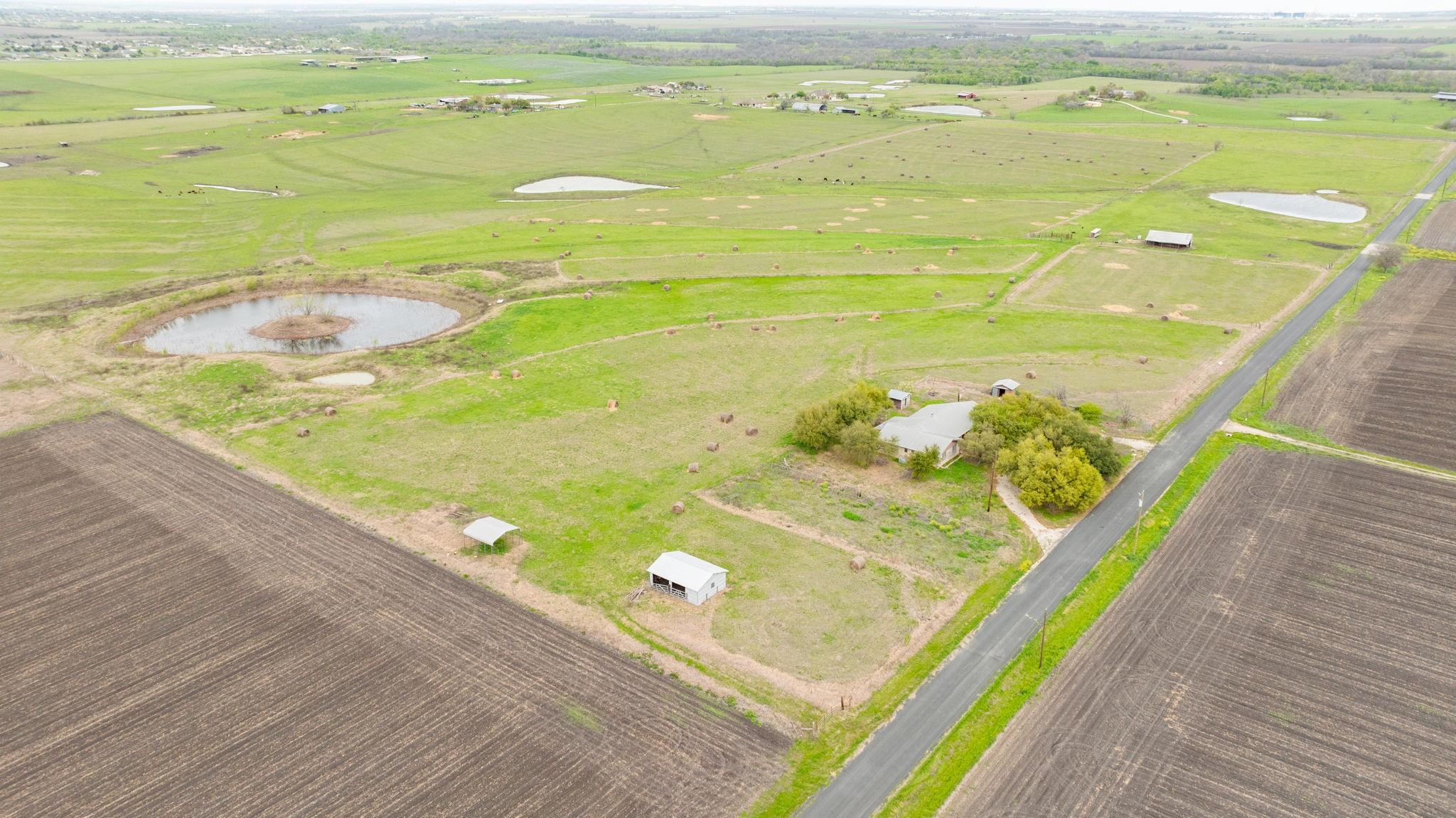 19810 Janak Road Coupland TX 78615
