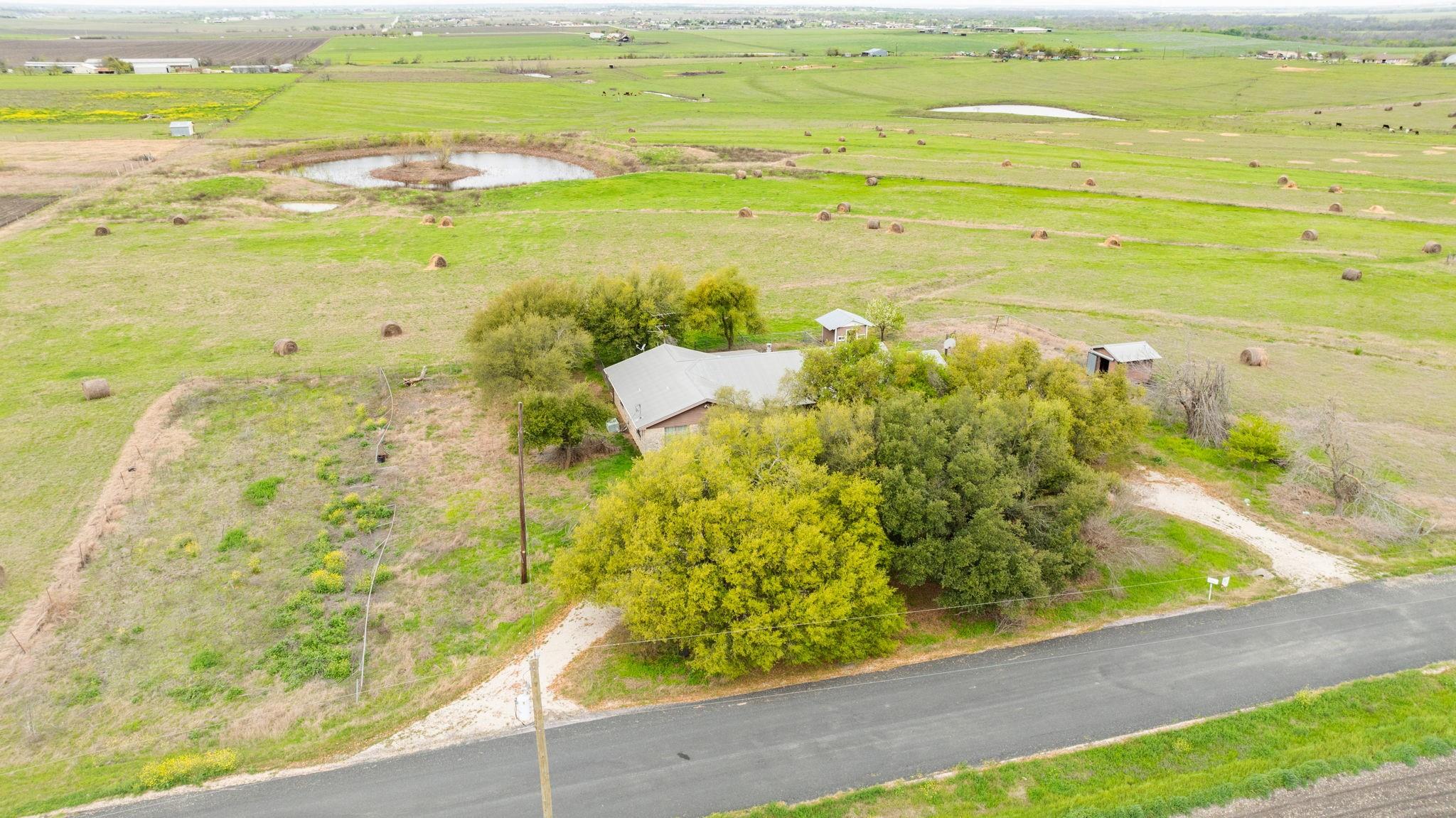 19810 Janak Road Coupland TX 78615