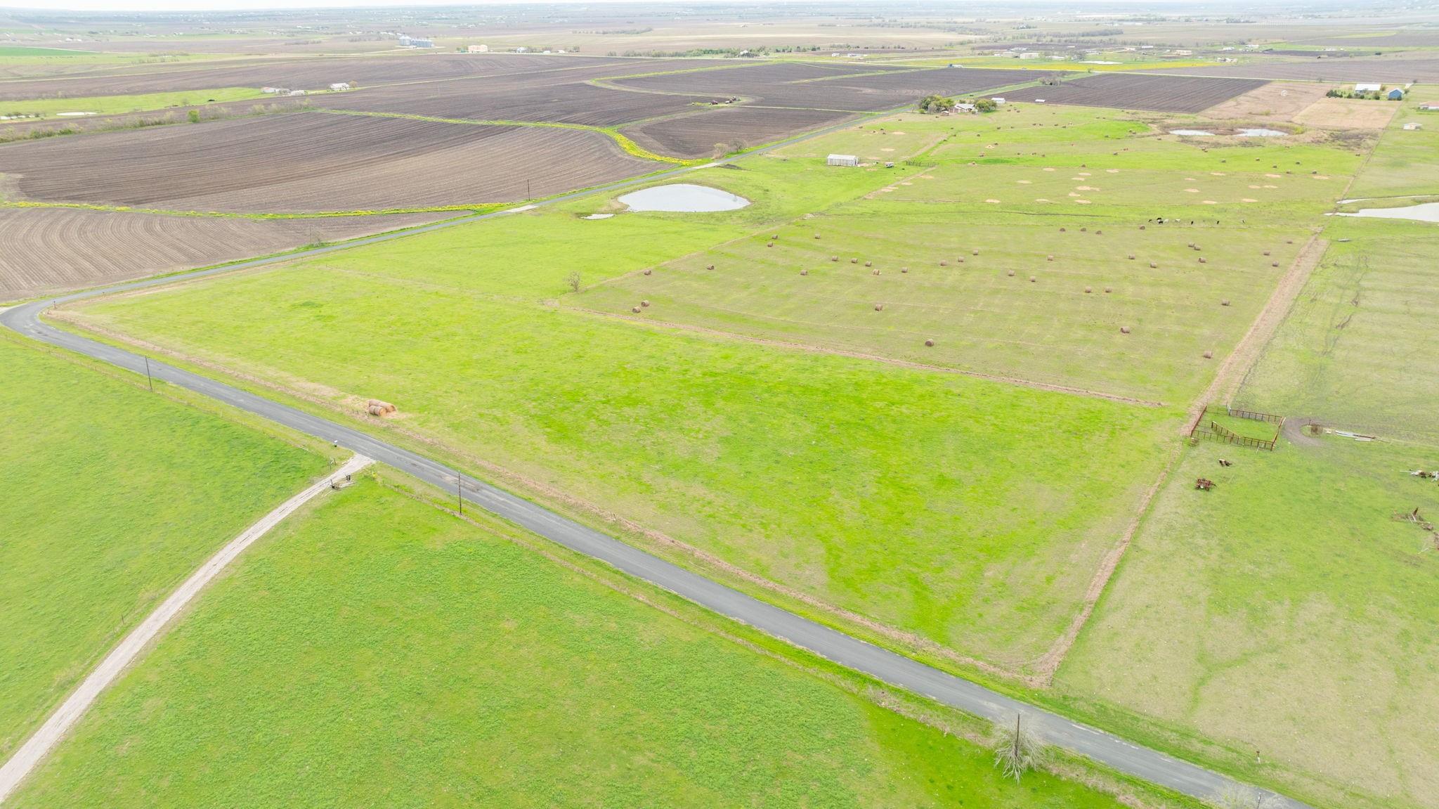 19810 Janak Road Coupland TX 78615