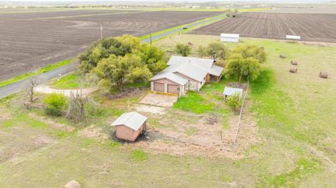 19810 Janak Road Coupland TX 78615