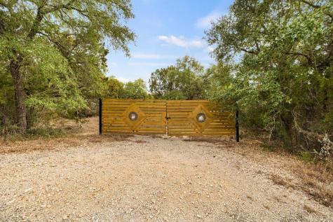 321 Lea Lane Wimberley TX 78676