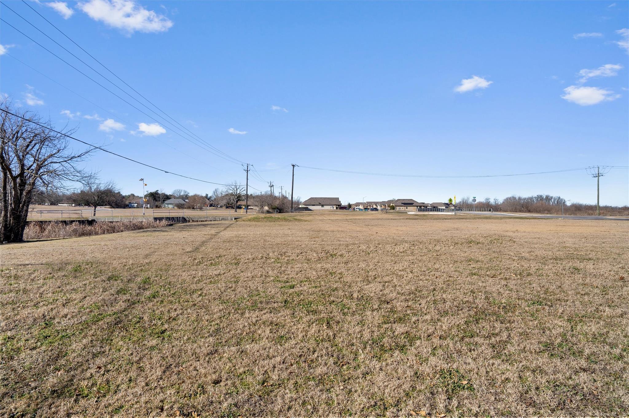 3949 Pinehurst Drive Taylor TX 76574