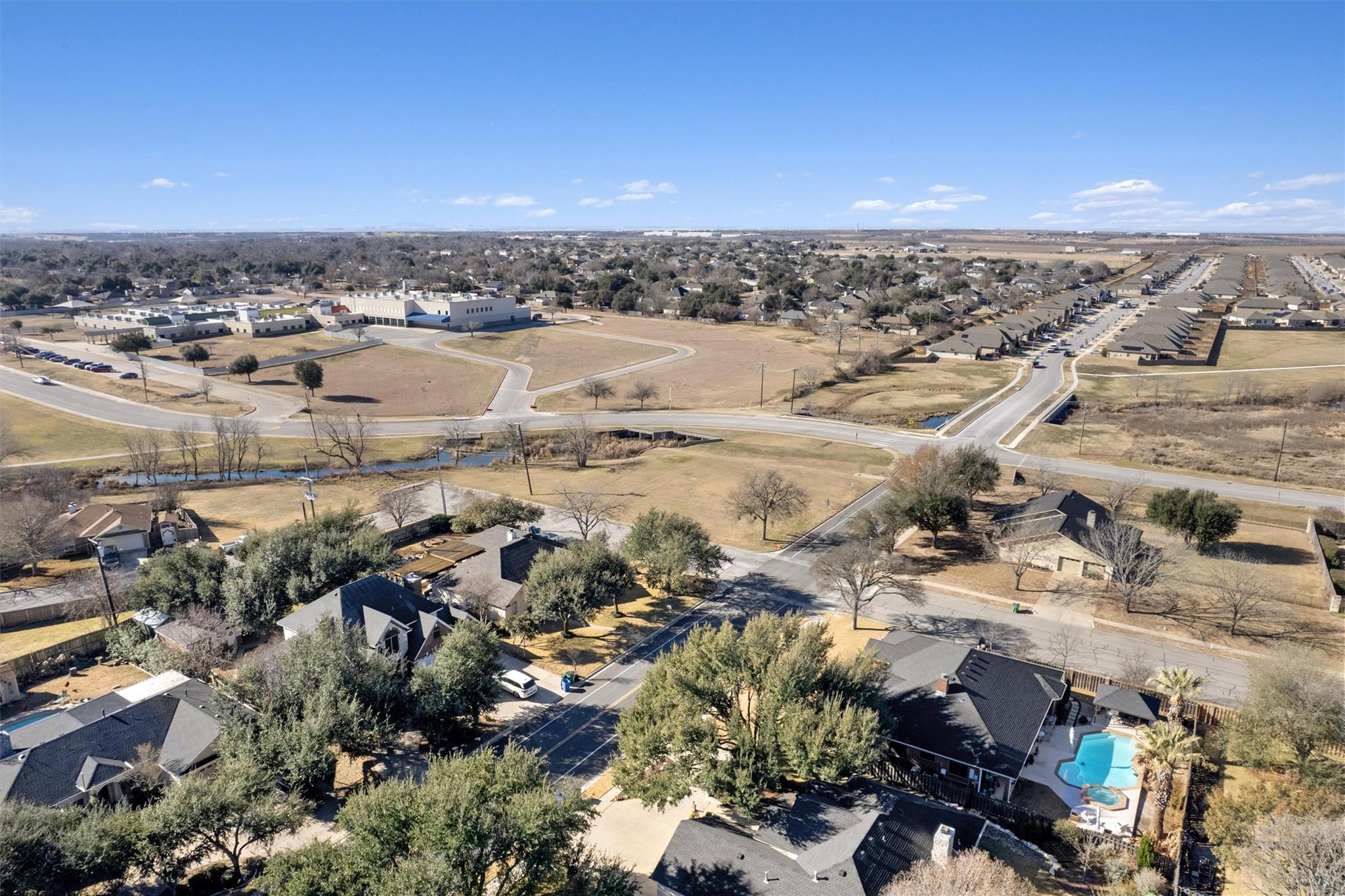 3949 Pinehurst Drive Taylor TX 76574