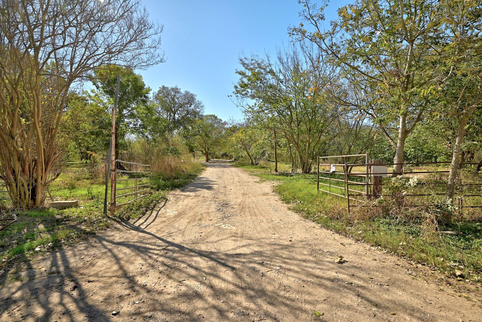 2004 Whirlaway Drive Del Valle TX 78617
