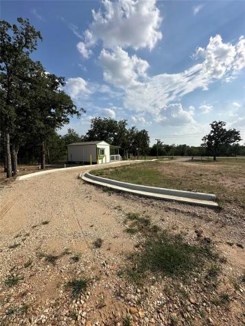 10096 S Us Highway 183 Highway Lockhart TX 78644