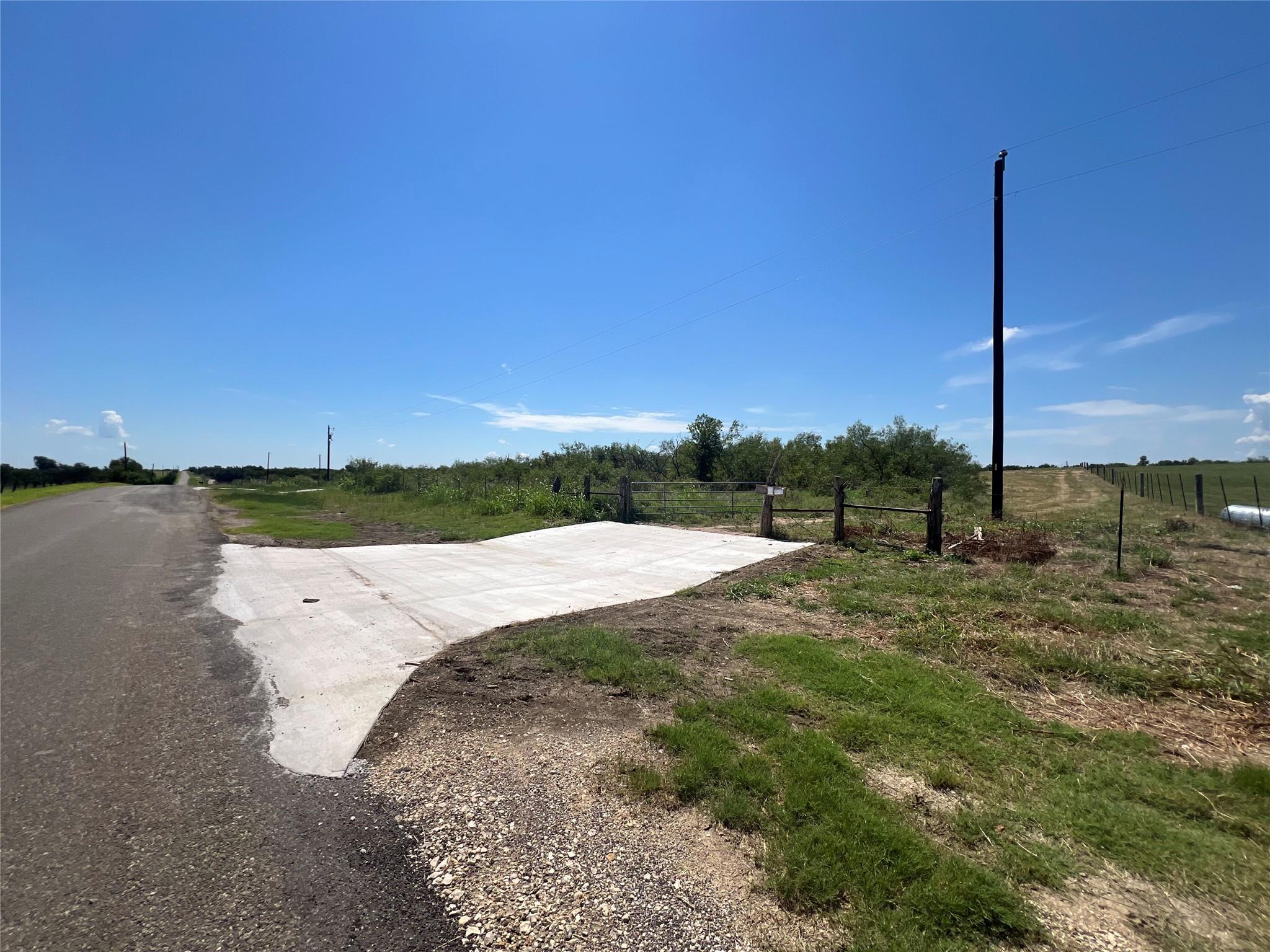 2600 Cr 466 Elgin TX 78621