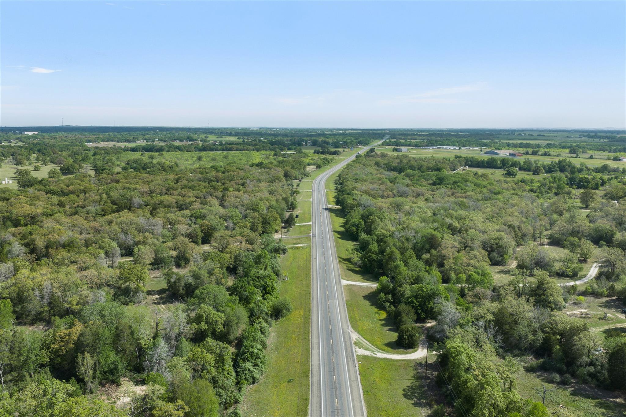 2642 Highway 77 S Rockdale TX 76567