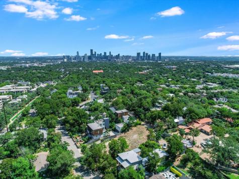 3007 S 4th Street Austin TX 78704