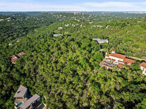 1104 Kennan Road West Lake Hills TX 78746