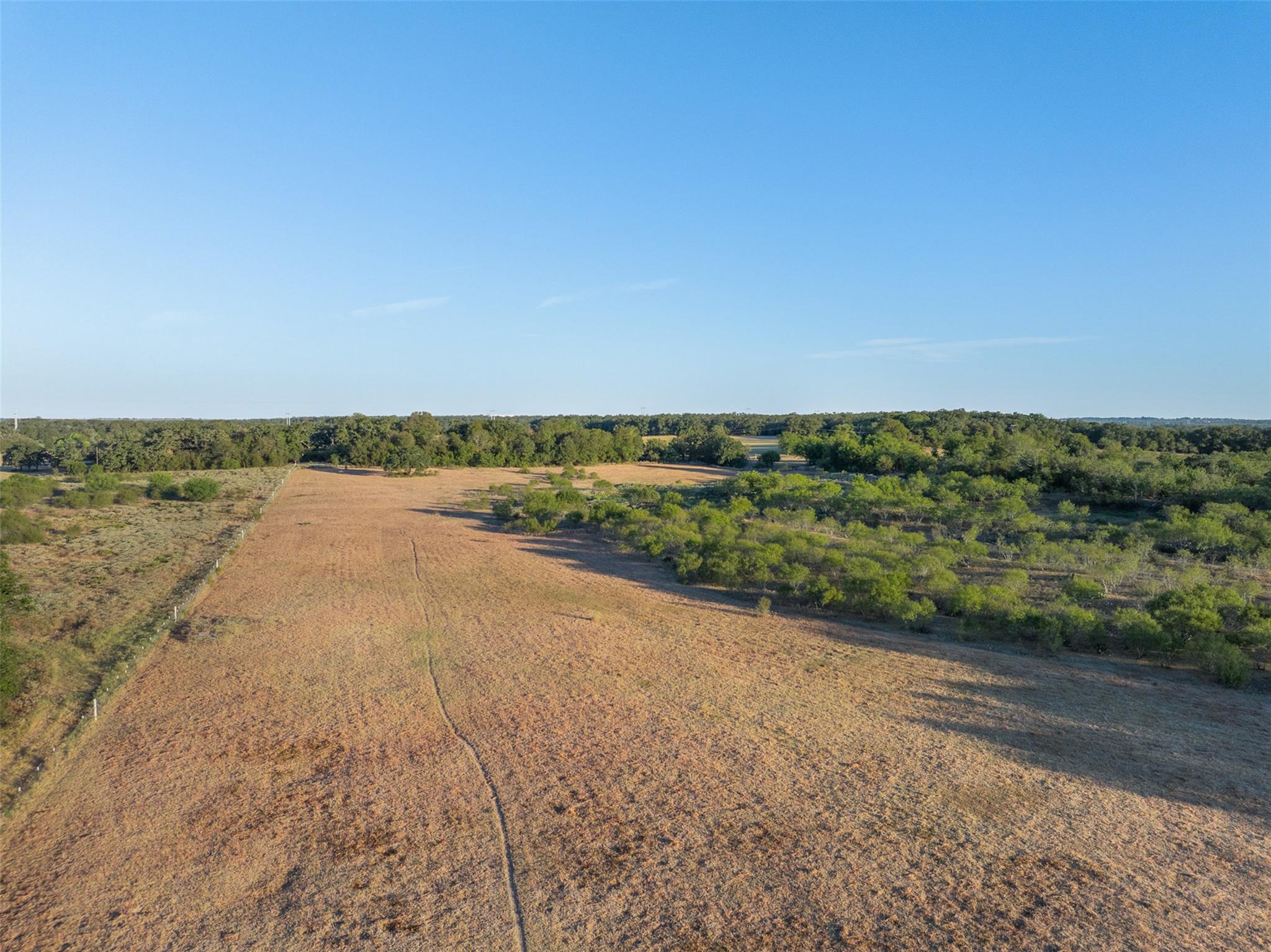 3270 Fm 671 Luling TX 78648