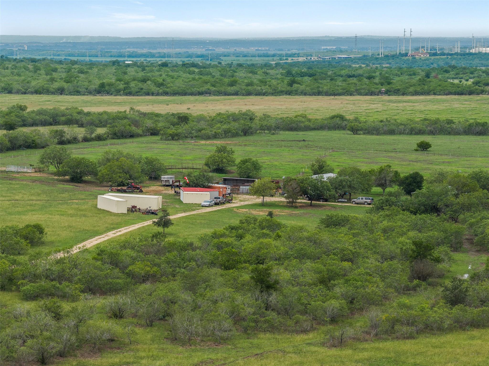 1190 Dickerson Road Lockhart TX 78644