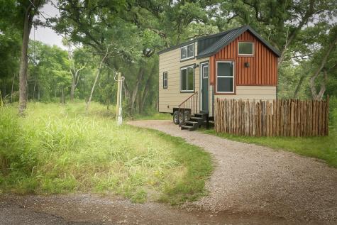 1300 Cypress Trail Loop Rockdale TX 76567