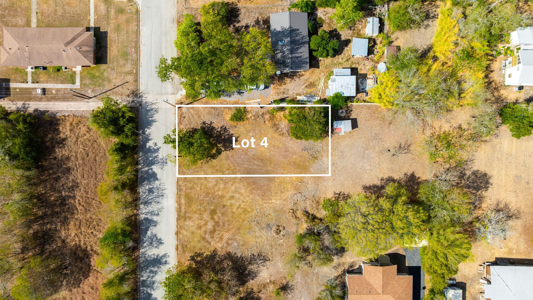 321 W Olive Street Lockhart TX 78644