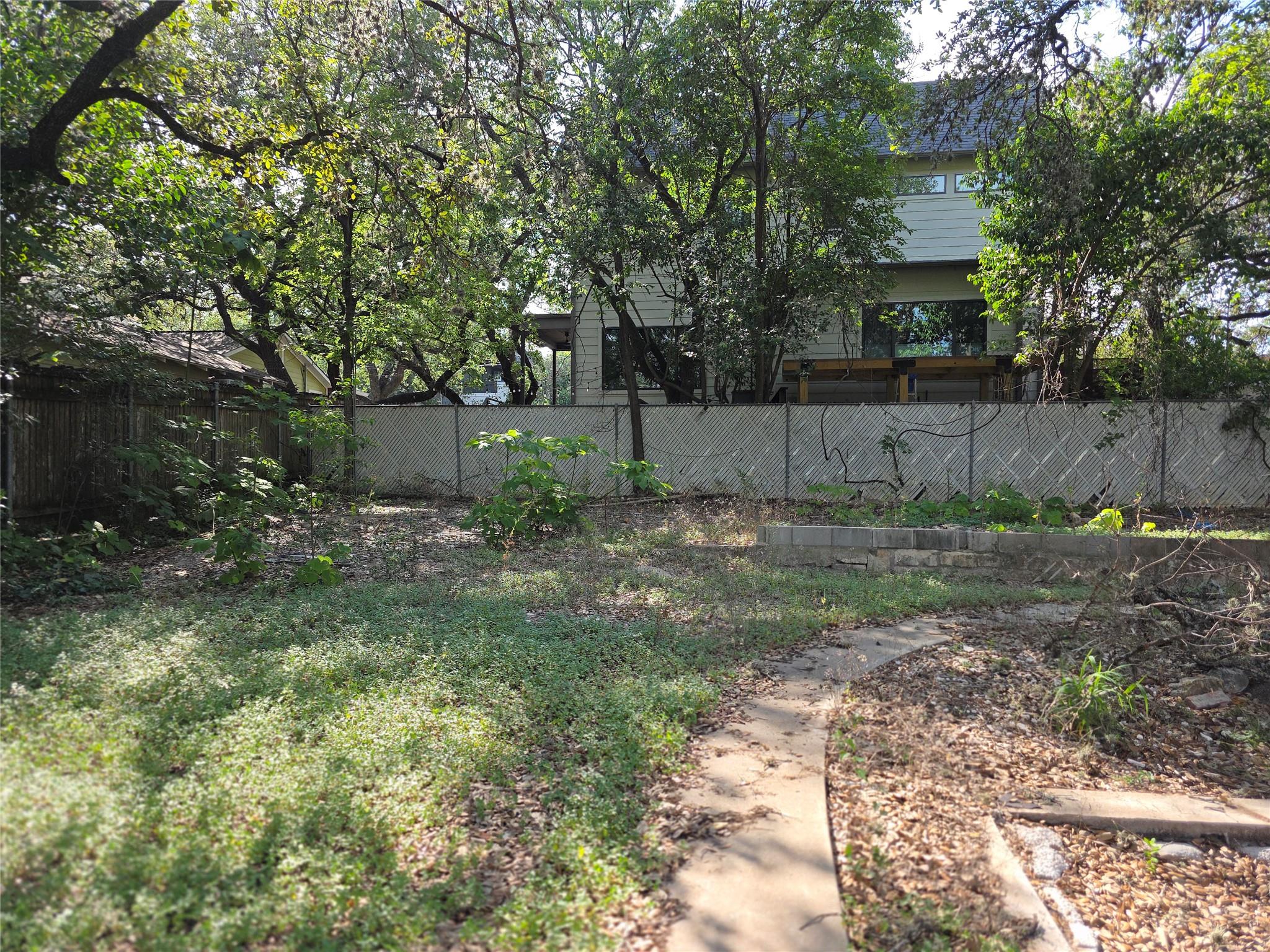703 Herndon Lane Austin TX 78704