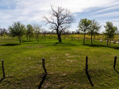 2041 County Road 429 Rockdale TX 76567