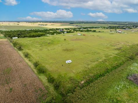 5275 Cr 424 Road Thrall TX 76578